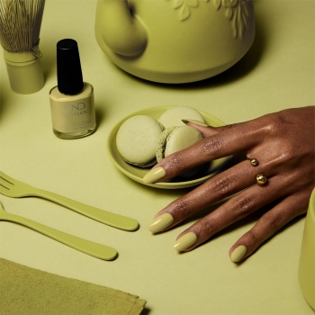 Lakier winylowy CND VINYLUX MIND OVER MATCHA-11951